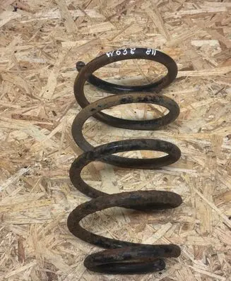 Mercedes-Benz Vito Viano W638 Front coil spring