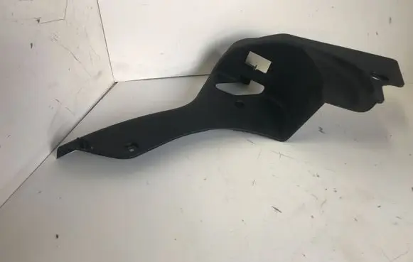 Mercedes-Benz Sprinter W907 W910 Front sill trim cover A9076880000