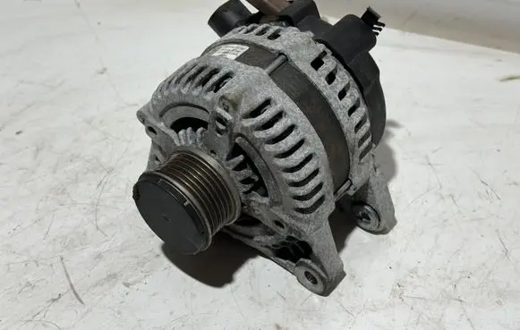 Peugeot 308 Generator/alternator 9835688980
