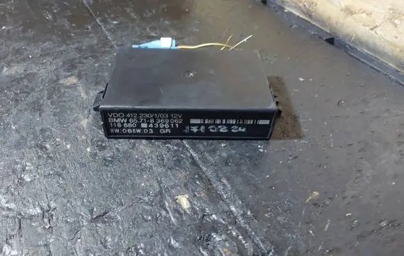 BMW 7 E38 Cruise control unit/module 8369062 65718369062