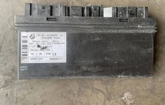 BMW 5 E60 E61 Comfort/convenience module 6135913603901 5WK49111