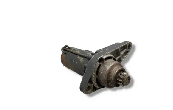 Volkswagen Polo IV 9N3 Starter motor BMD
