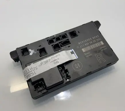 Mercedes-Benz E W211 Door control unit/module 2118200626 356804 SW5101