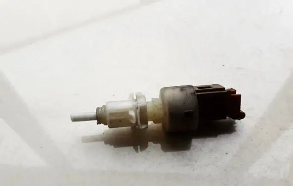 Brake pedal sensor switch