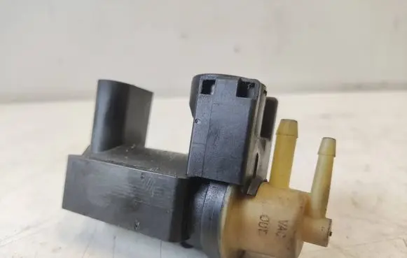Volvo V60 Turbo solenoid valve 31339808 70466400