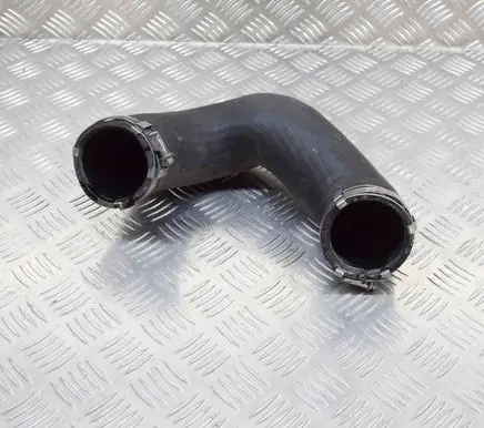 Audi Q7 4L Intercooler hose/pipe 7L6145972E