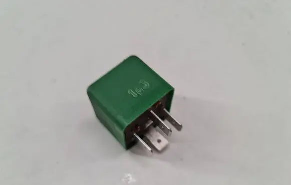 Opel Zafira A Other relay 03447012