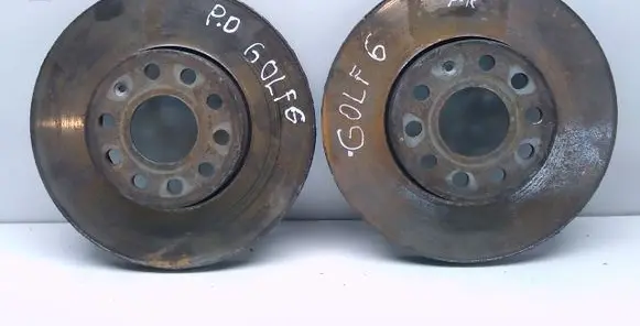 Volkswagen Golf VI Front brake disc