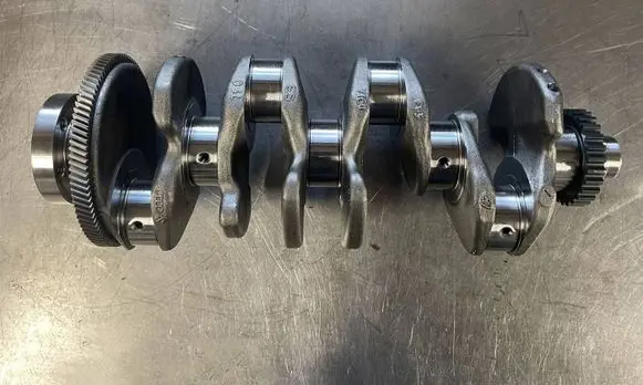Volkswagen Golf VII Crankshaft 03N105212D