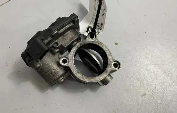 BMW X5 F15 Throttle valve 7810752