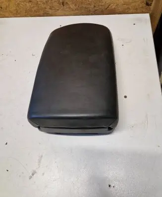 Nissan Qashqai Armrest P13200A770G 0801164