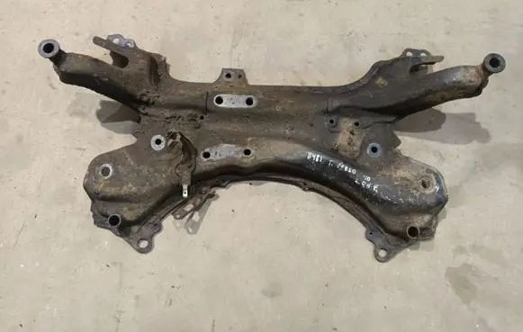 Toyota Verso Front subframe