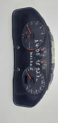 Speedometer (instrument cluster)