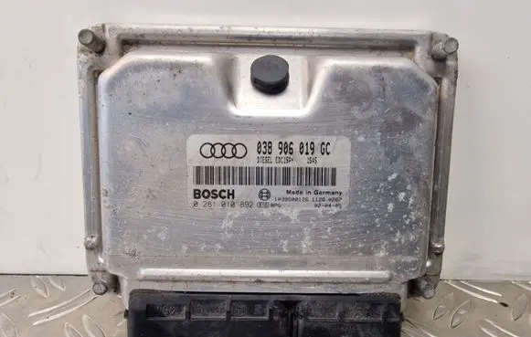 Audi A3 S3 8L Engine control unit/module 038906019GC 0281010892