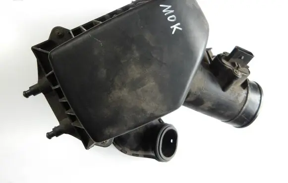 Opel Mokka X Air filter box 1097871S01
