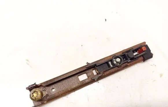 Citroen C5 Seat belt adjustment rail 