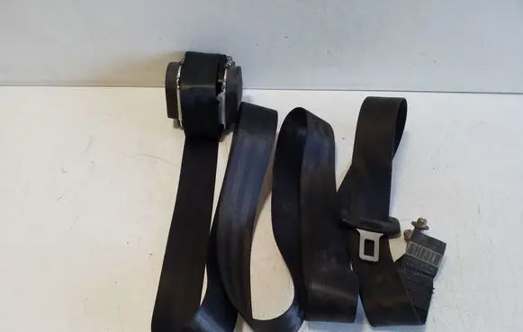 Audi A6 S6 C6 4F Rear seatbelt 4F0857805E