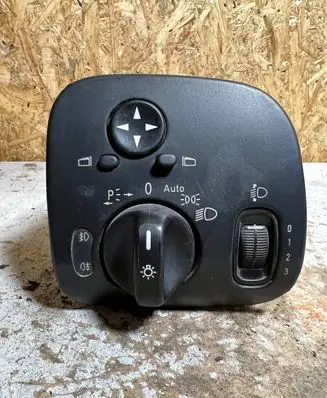 Mercedes-Benz C W203 Light switch A2035450604 24406574725 04058515