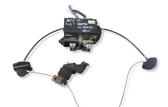 Mazda 5 Sliding door motor C305723LYA K6255 7L04C4202942
