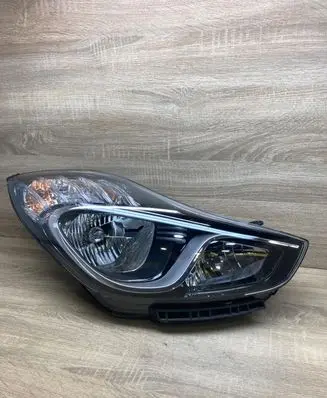 Hyundai ix20 Headlight/headlamp 921021KXXX