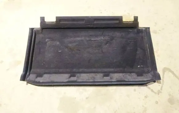 Mercedes-Benz E W211 Trunk/boot mat liner A2116931391