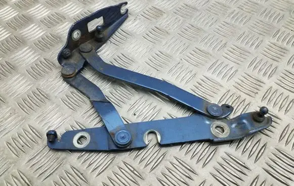 Audi A4 S4 B7 8E 8H Tailgate/trunk/boot hinge 8E5827302C