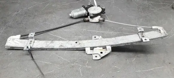 Suzuki Liana Rear window lifting mechanism without motor 8346076e10