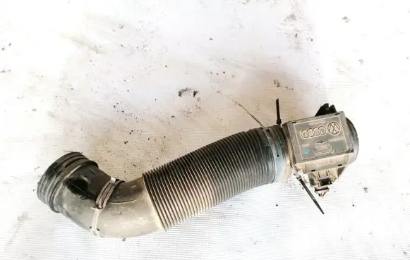 Volkswagen PASSAT B4 Mass air flow meter 71822101 7.18221.01