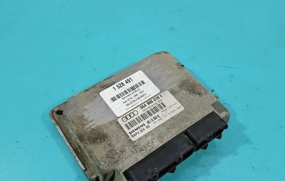 Audi A3 S3 8L Engine control unit/module ECU 06A906019E IMPRK1528491