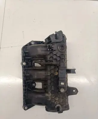 Opel Grandland X Intake manifold 9802101480