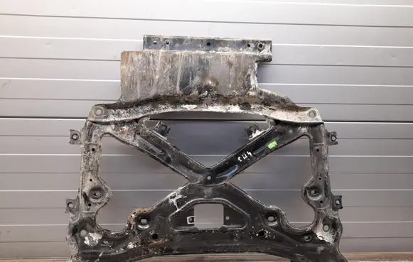 Audi Q7 4M Front subframe 4M1399345C