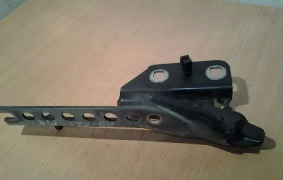 Audi A8 S8 D3 4E Engine bonnet/hood hinges 4E0823301G