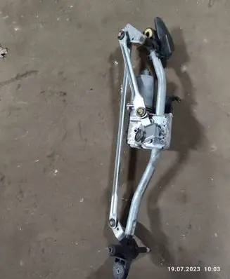 Audi A5 8T 8F Front wiper linkage and motor 8T2955119D