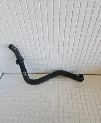 Nissan Qashqai Engine coolant pipe/hose