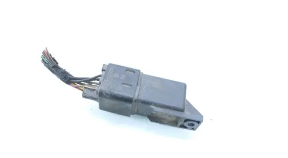 Skoda Yeti (5L) Glow plug pre-heat relay 038907281D