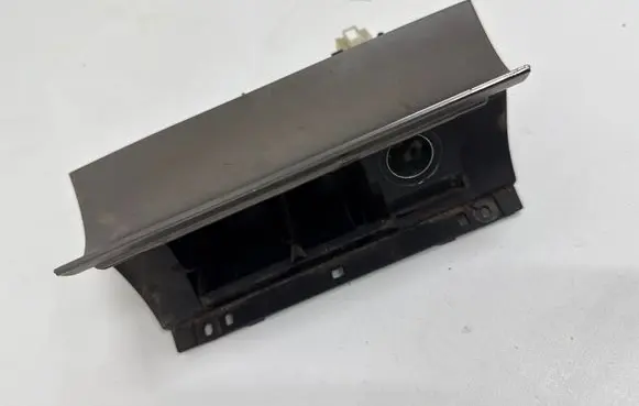 Ashtray (front)