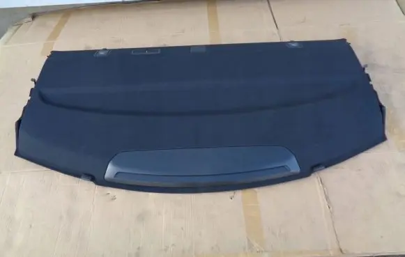 Parcel shelf