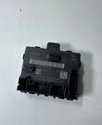 Volkswagen Golf VIII Door control unit/module 5Q0959393K