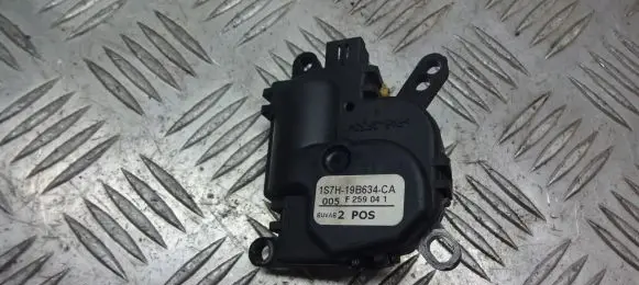 Ford Fiesta A/C air flow flap actuator/motor 1S7H-19B634-CA