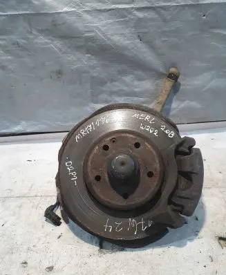 Mercedes-Benz C W202 Front wheel hub spindle knuckle