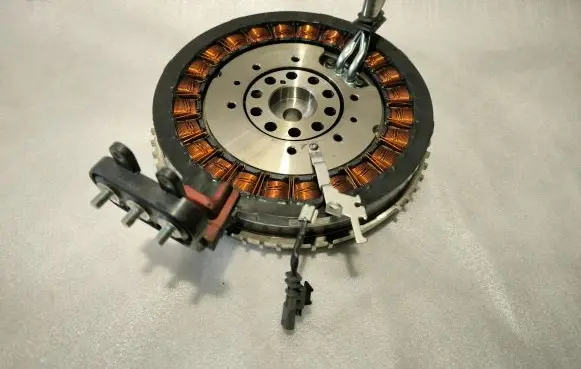Generator/alternator