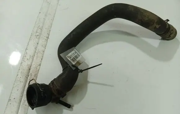 Volkswagen Golf V Engine coolant pipe/hose 