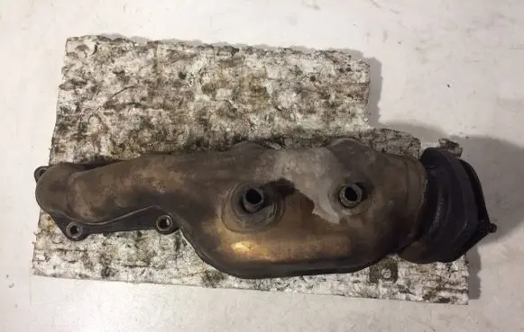 Audi A8 S8 D3 4E Exhaust manifold 077253033AB
