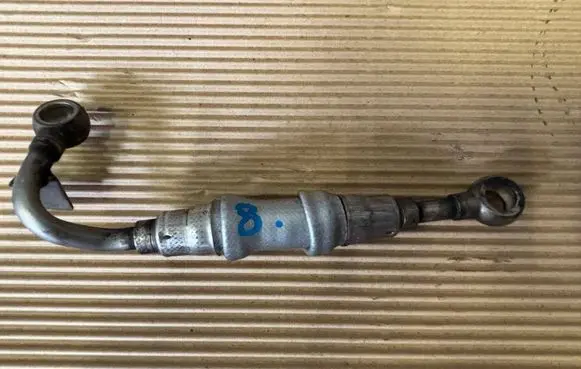 Audi TT Mk1 Turbo turbocharger oiling pipe/hose 06A121497