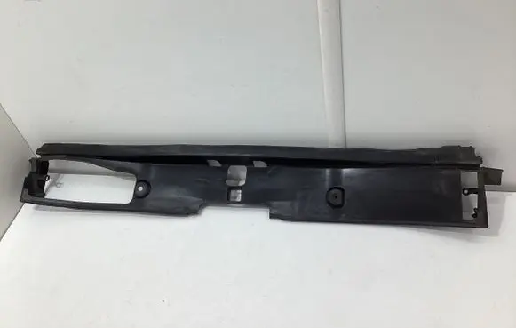 Audi A8 S8 D4 4H Radiator trim 4H0121333D