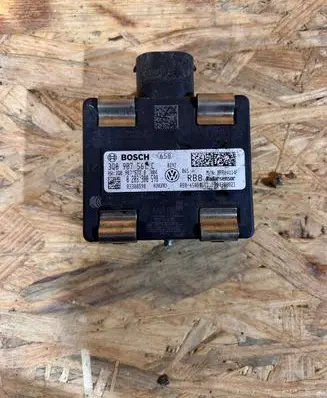 Skoda Superb B8 (3V) Distronic sensor radar 3Q0907561C
