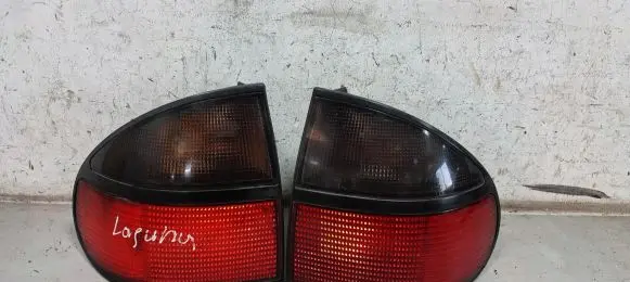 Renault Laguna I Rear/tail lights set 