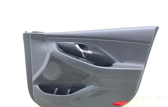 Hyundai i30 Front door card panel trim
