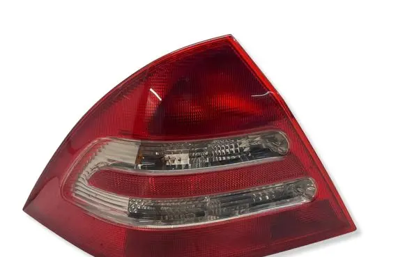 Mercedes-Benz C W203 Rear/tail lights 2038200164