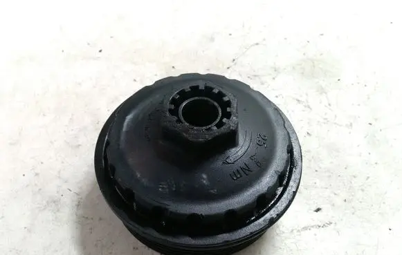 Ford Transit Oil filter cover 6790839430